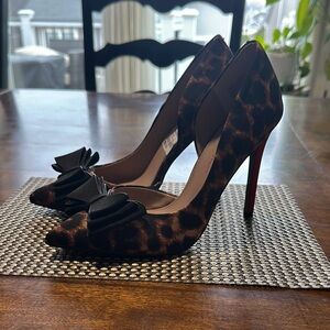 Betsey Johnson Brown and Black Peep-Toe Heels